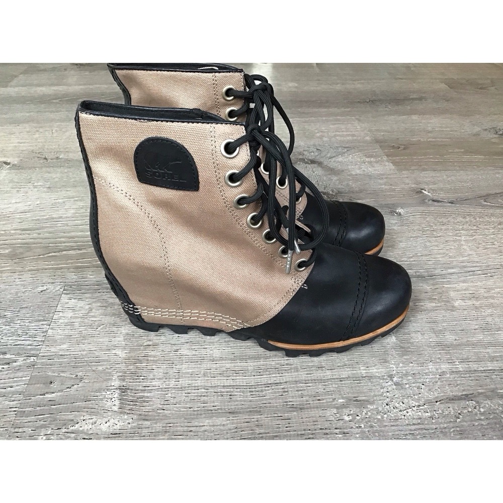 Sorel Boots Womens Size 9.5 Beige Black Major Lace Wedge Ankle NL2174-238